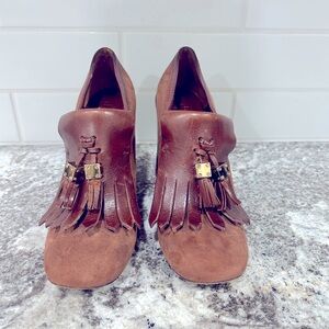 Tory Burch Brown Arelia Kiltie Tassel Loafer Heels